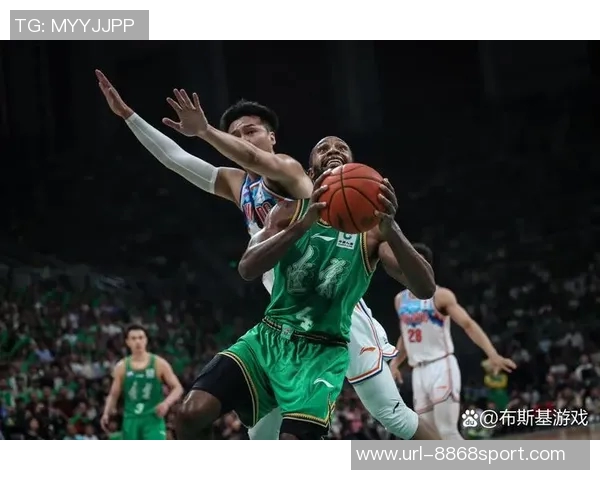 普尔谈与锡安的默契配合期待球队在新赛季中展现强大竞争力