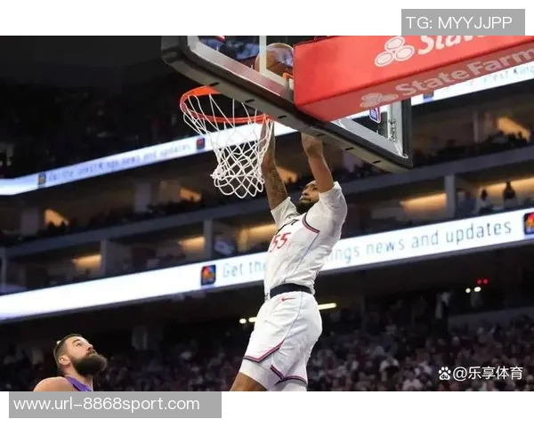 哈登与莱昂纳德下半场表现低迷合计仅得10分不敌角色球员科比布朗