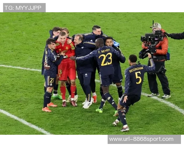 巴黎扳回一球杜埃制造点球贡萨洛拉莫斯稳健罚入扳平比分 巴黎扳回一球杜埃制造点球贡萨洛拉莫斯稳健罚入扳平比分